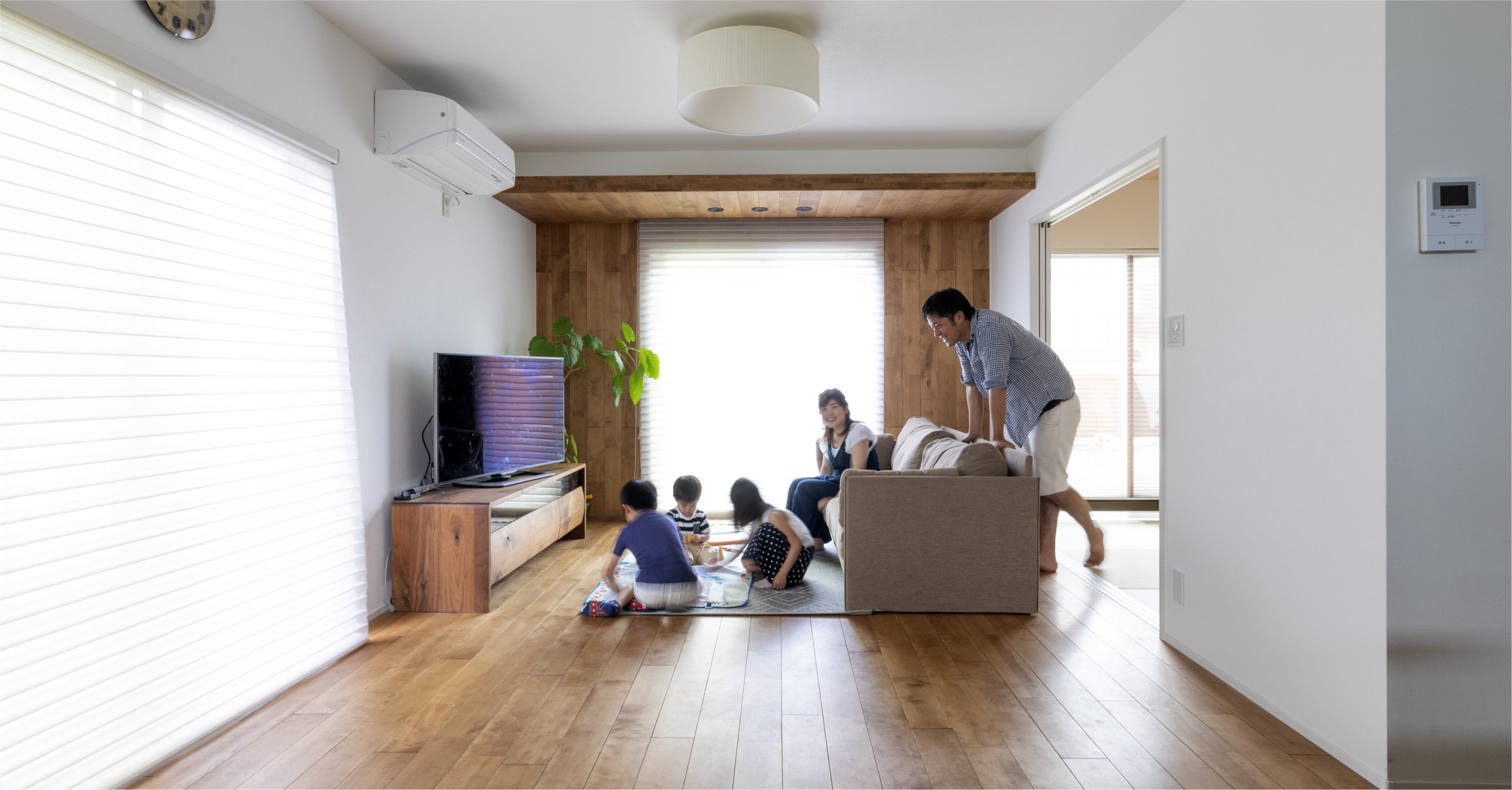 木と鉄の複合梁を採用した耐震工法で長く住み続けられる安心を お客様の声 広島のハウスメーカー 日興ホーム