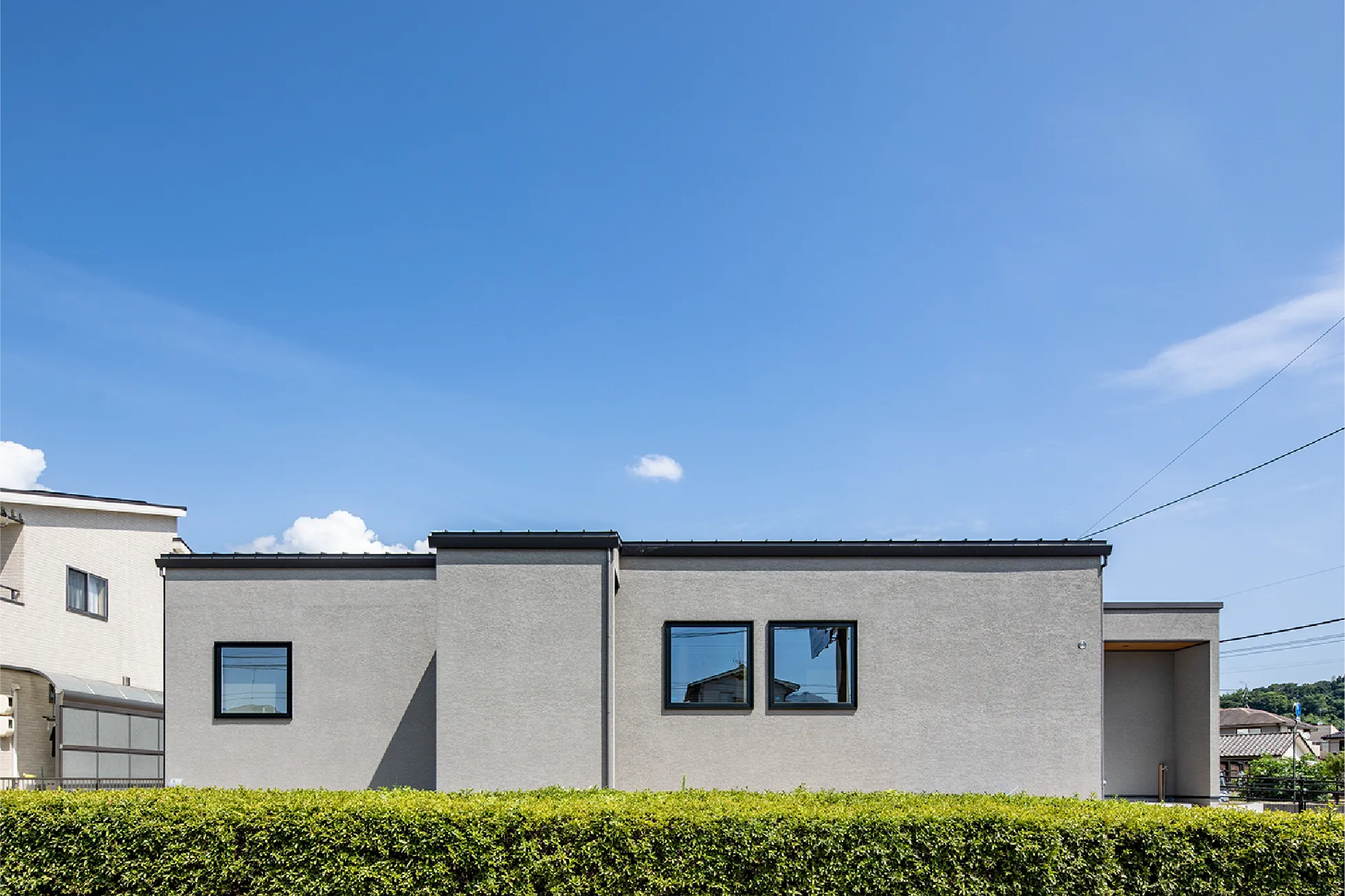 タイルデッキのある家事ラク動線の間取り