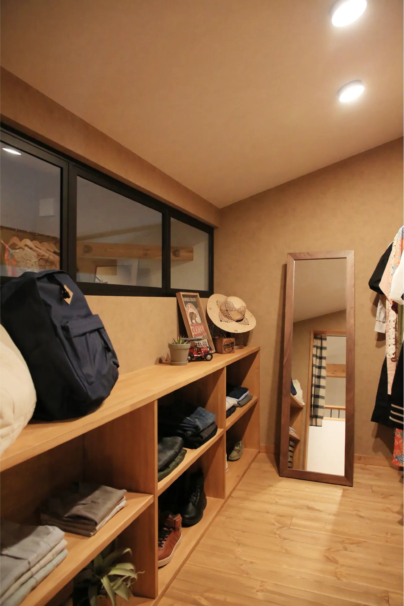 収納たっぷりで、家族みんながストレスフリー