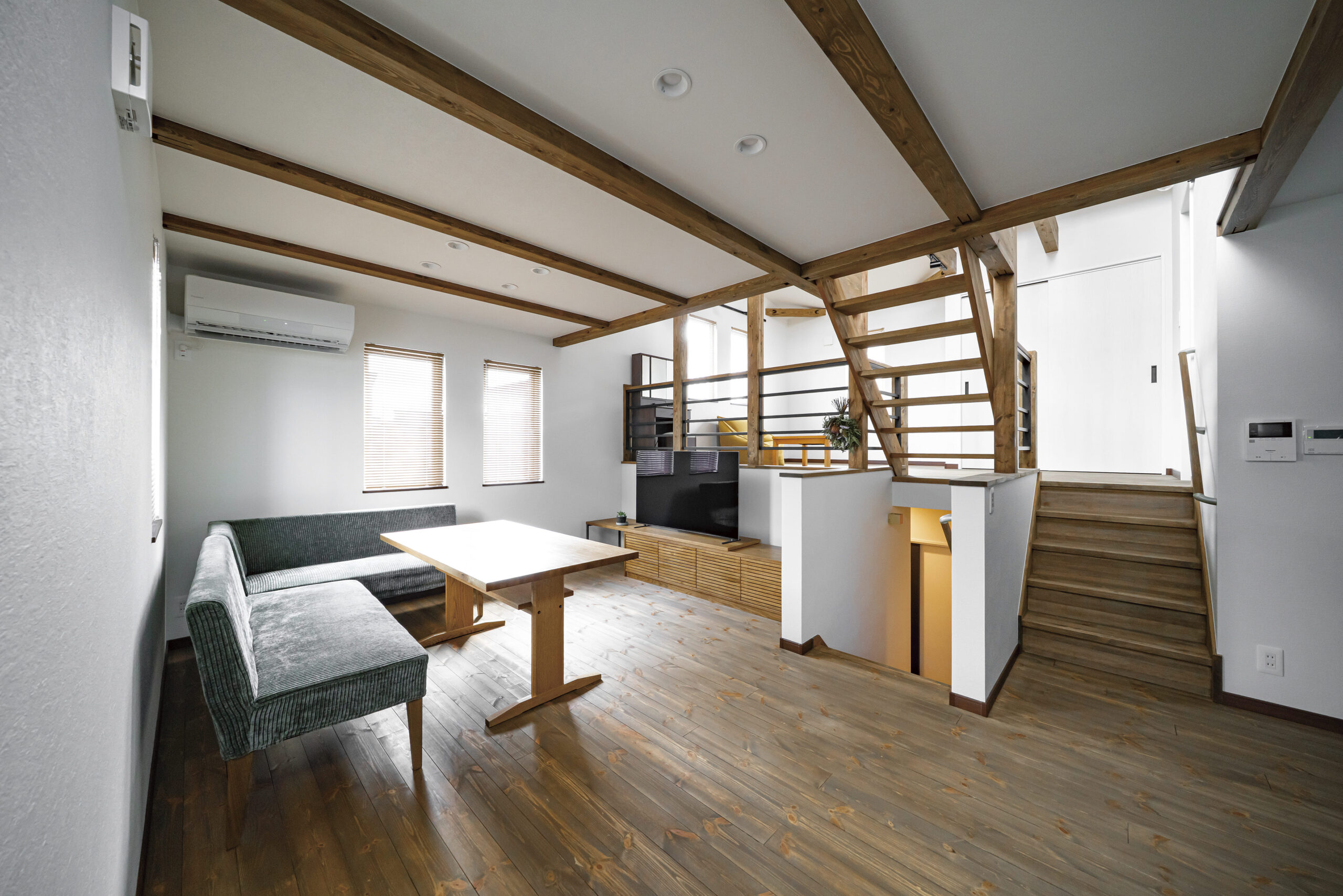 スキップフロアの開放感が魅力 趣味部屋「音楽スタジオ」のある家