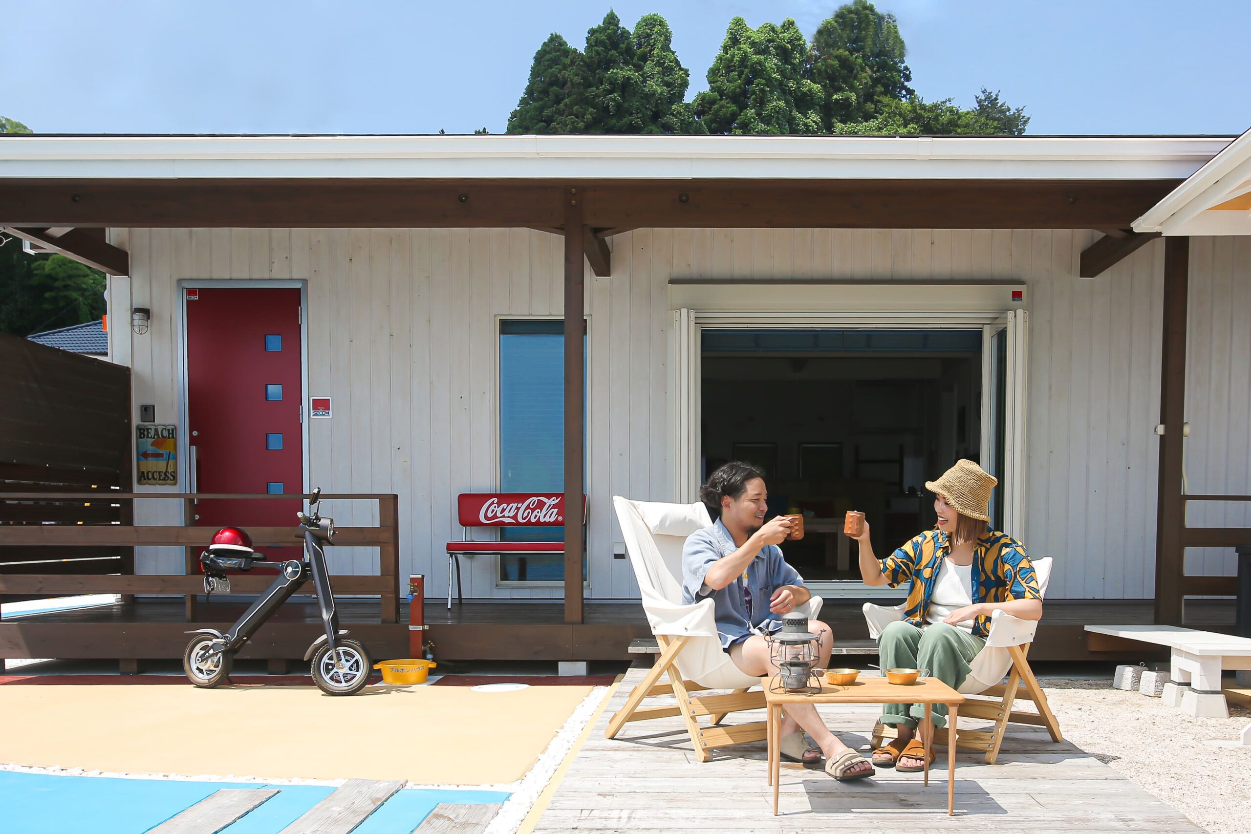海と暮らす、開放感あふれる西海岸の家