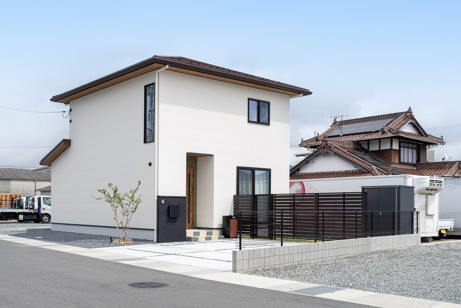 猫と暮らす、モダンデザインの心地よい家